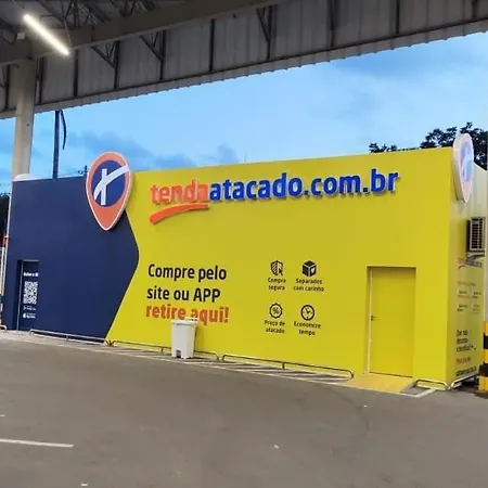Apartamento com piscina churrasqueira em Ubatuba-2